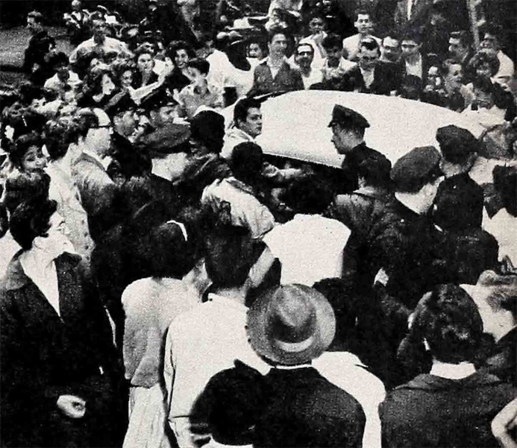 Tony Curtis’s Days Of Decision - Vintage Paparazzi