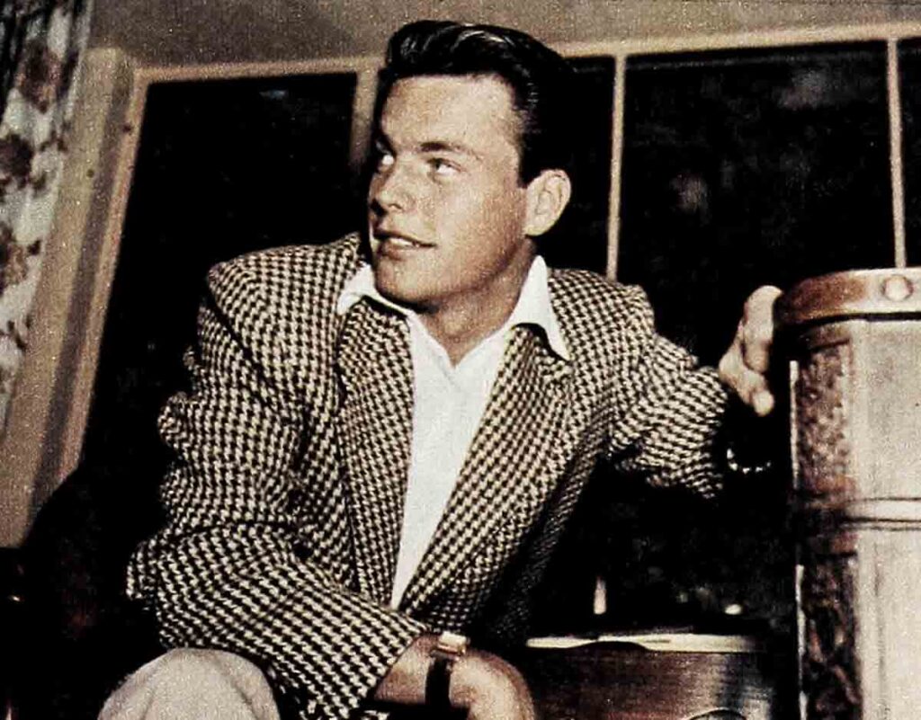 Collectors’ Items—Robert Wagner - Vintage Paparazzi