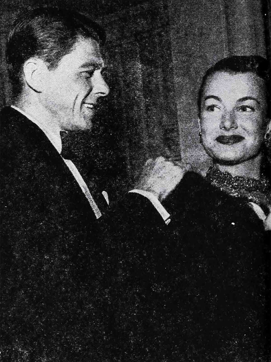 You Read It First In Vintage Paparazzi - Vintage Paparazzi