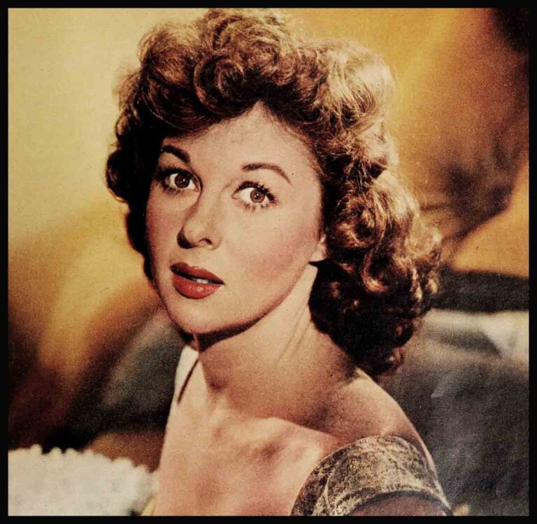 Cleo Miller - Vintage Paparazzi