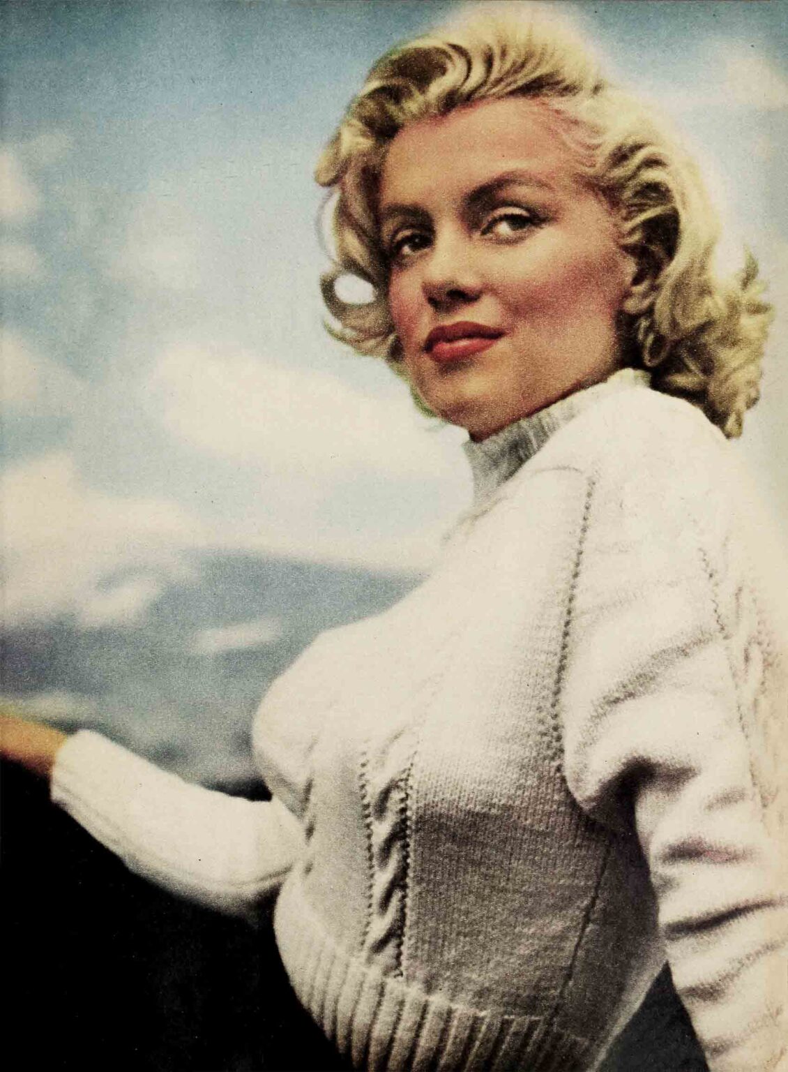 Marilyn Monroe And The Wild Life - Vintage Paparazzi