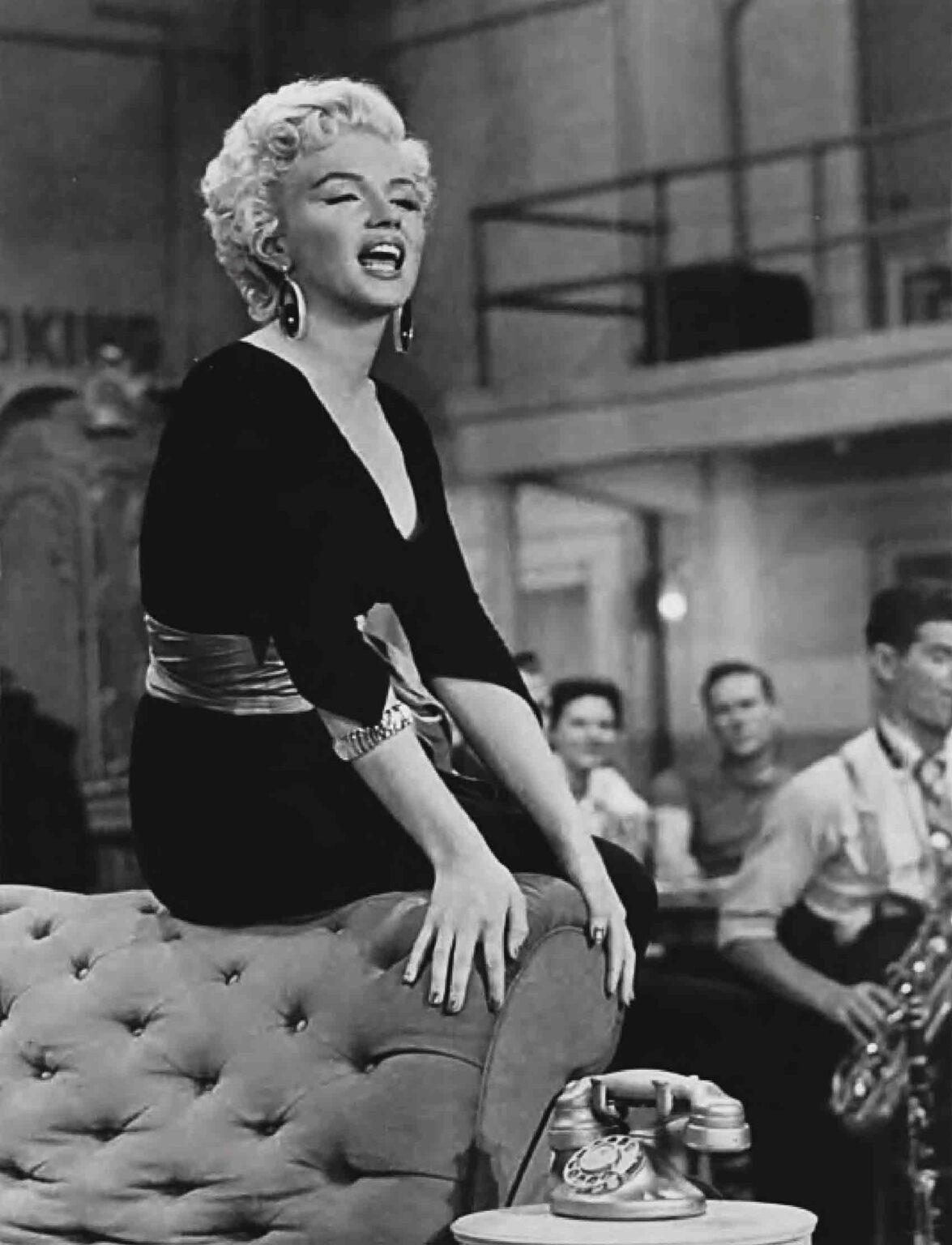 Biography Of Marilyn Monroe - Vintage Paparazzi