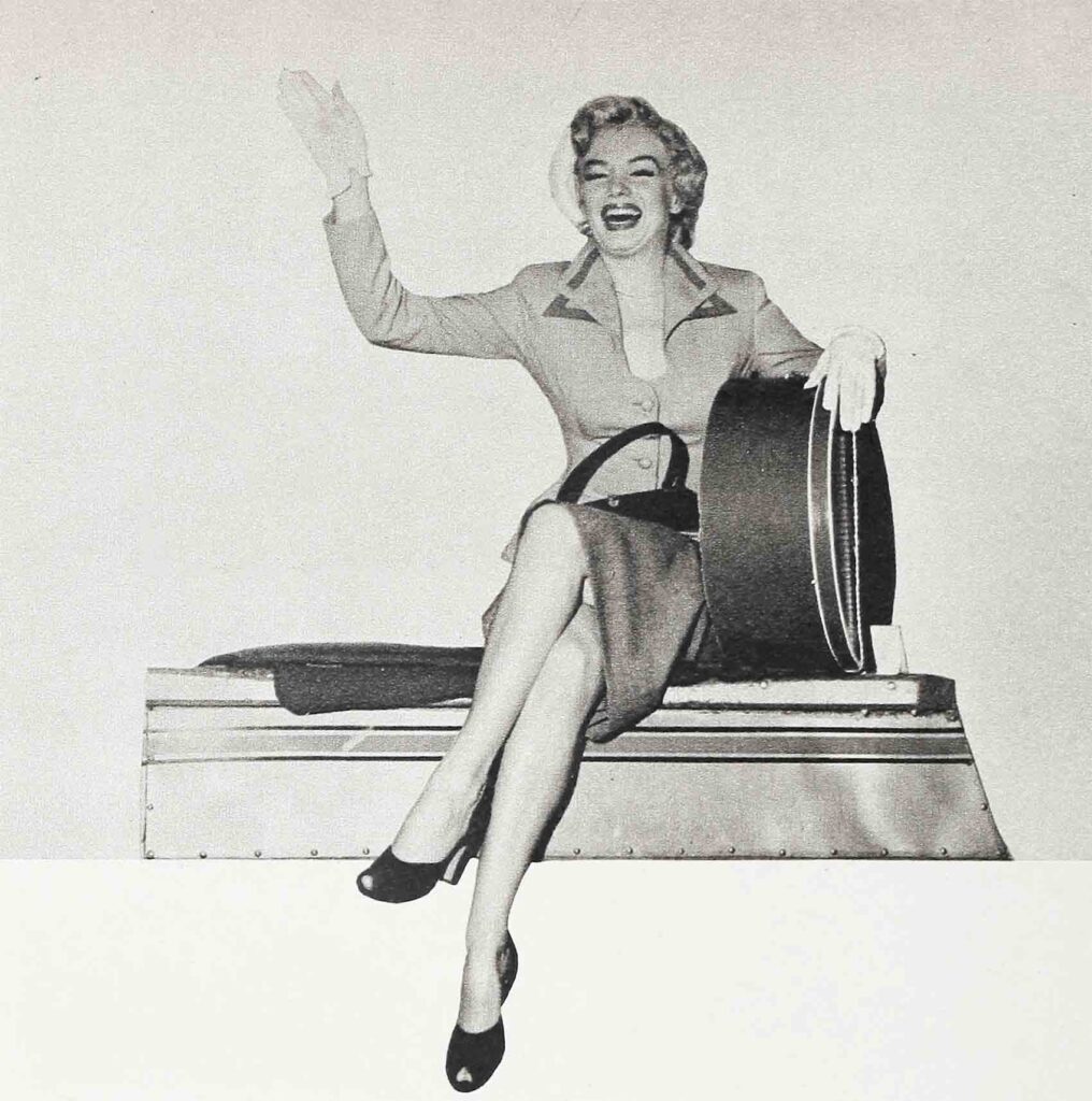 Peeking In On Marilyn Monroe As A Housewife - Vintage Paparazzi